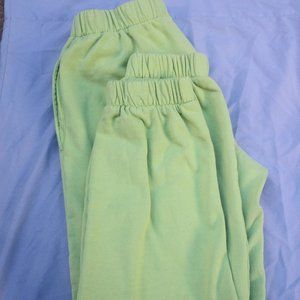 Brandy Melville lime green Rosa sweatpants